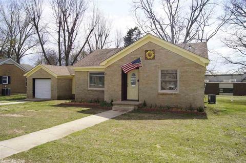 422 W Pine St, Benton, AR 72015 photo 1
