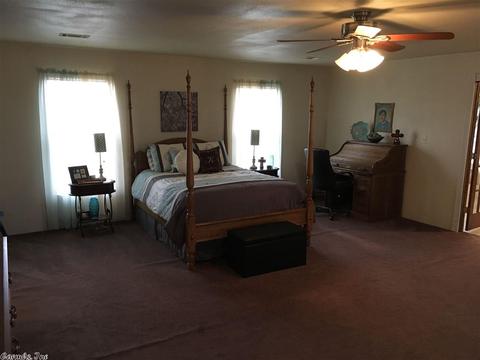 2032 Chestnut Dr, Bismarck, AR 71929 photo 8