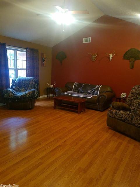 117 Stringham, Higginson, AR 72068 photo 3