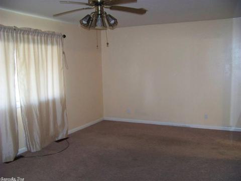 628 Orchard Dr, Malvern, AR 72104 photo 4