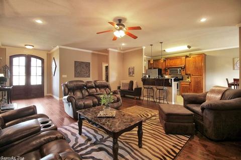 3111 S S Cres, Bryant, AR 72022 photo 3