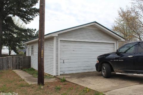 204 Gloria Ave, Mountain View, AR 72560 photo 3