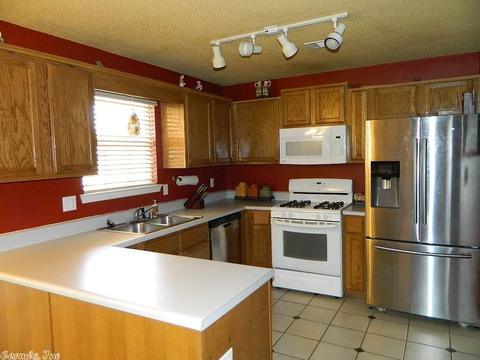 3301 Forest Dr, Bryant, AR 72022 photo 4
