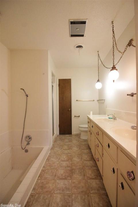 808 Hickory St, Bryant, AR 72022 photo 21