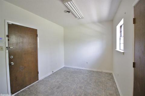 808 Hickory St, Bryant, AR 72022 photo 24