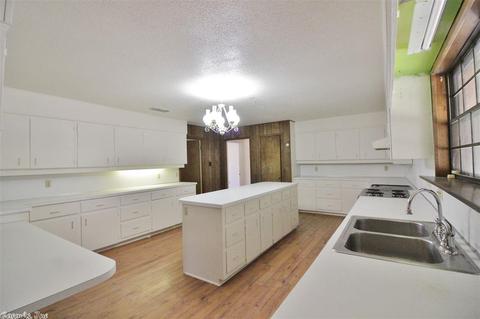 808 Hickory St, Bryant, AR 72022 photo 12