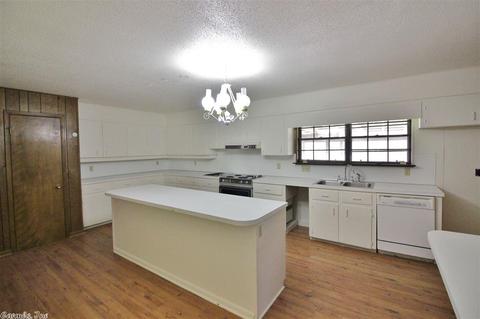 808 Hickory St, Bryant, AR 72022 photo 13