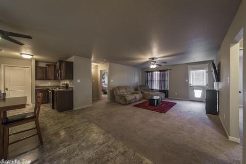 1233 Meadows Dr, Benton, AR 72019 photo 2