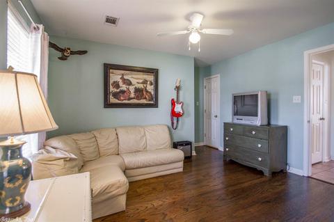 905 Red Oak Cir, Benton, AR 72019 photo 27