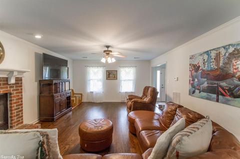 905 Red Oak Cir, Benton, AR 72019 photo 7