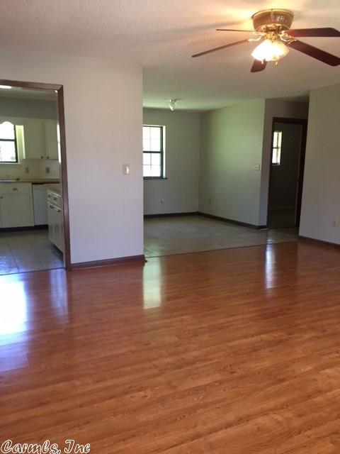 405 Windwood Dr, Beebe, AR 72012 photo 3
