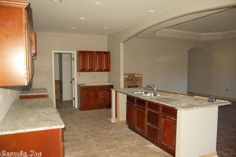 1209 Hideaway Cv, Bryant, AR 72022 photo 9