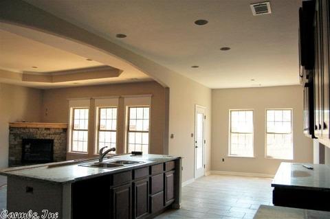 1209 Hideaway Cv, Bryant, AR 72022 photo 7