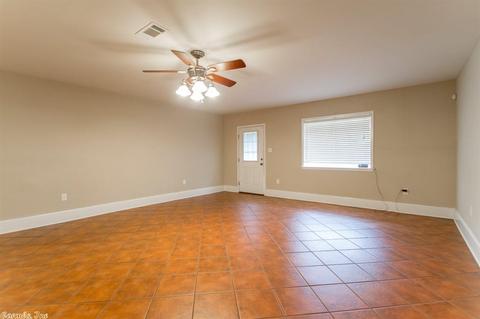 4 Cherokee Cir, Conway, AR 72034 photo 5