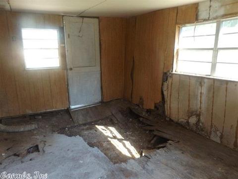 1408 Morgan St, Mena, AR 71953 photo 2