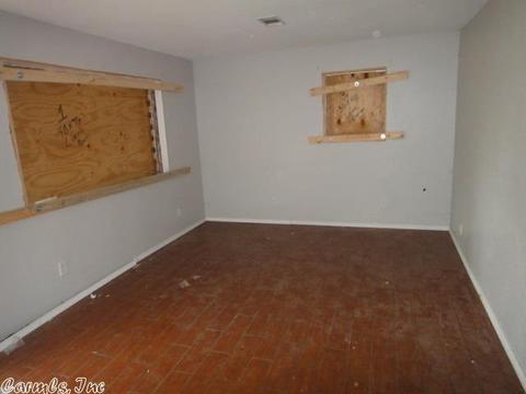 722 Walker St, Bald Knob, AR 72010 photo 9