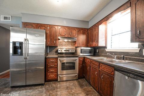 1810 Leewood Cv, Beebe, AR 72012 photo 9