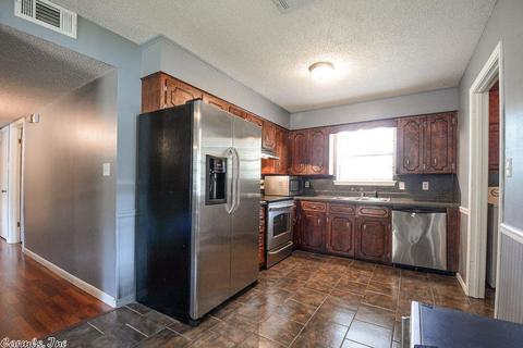 1810 Leewood Cv, Beebe, AR 72012 photo 8