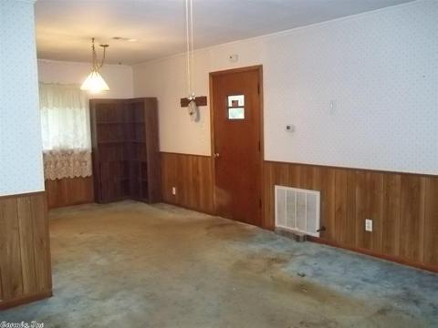 6604 Nevins Rd, Pine Bluff, AR 71603 photo 8