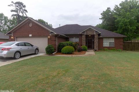 1900 Clarks Dr, Conway, AR 72034 photo 1