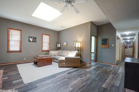 10320 Lowe Ln, Mabelvale, AR 72103 photo 4