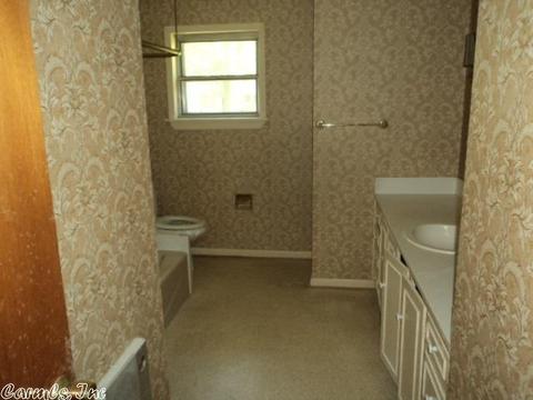 514 N Holly St, Beebe, AR 72012 photo 9