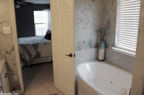 1185 Oak Glenn Loop, Bryant, AR 72022 photo 24