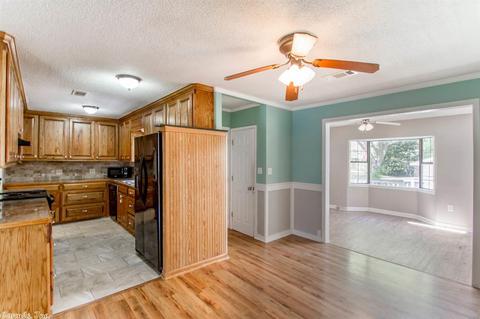 306 E Conway, Benton, AR 72015 photo 10