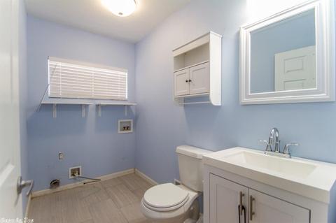 306 E Conway, Benton, AR 72015 photo 18