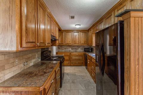 306 E Conway, Benton, AR 72015 photo 14