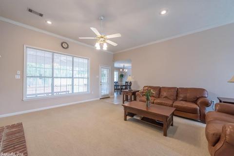 165 Grapevine, Conway, AR 72034 photo 3