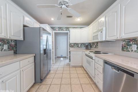 165 Grapevine, Conway, AR 72034 photo 19