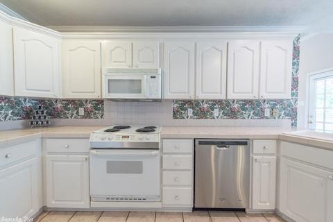 165 Grapevine, Conway, AR 72034 photo 17