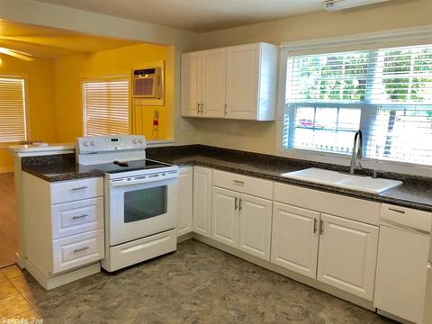 1627 Willow St, Malvern, AR 72104 photo 9