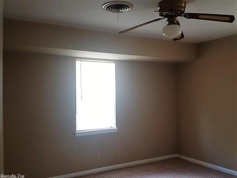 1304 Bailey St, Pine Bluff, AR 71601 photo 11