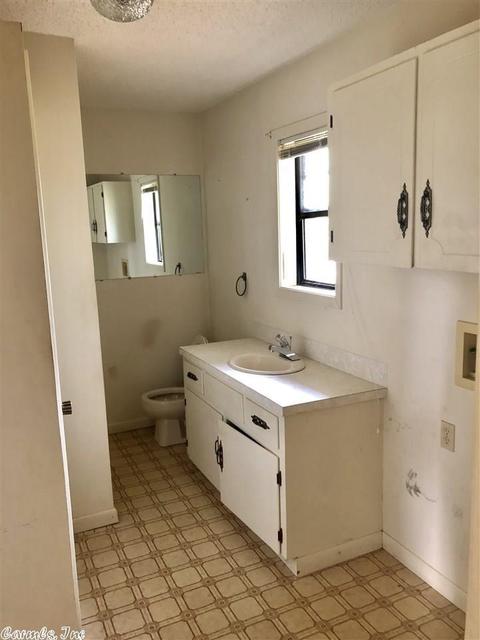 349 Hall St, Clinton, AR 72031 photo 5