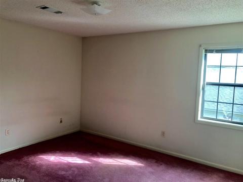 349 Hall St, Clinton, AR 72031 photo 4