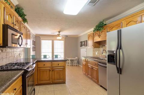 3150 Windcrest Dr, Conway, AR 72034 photo 8