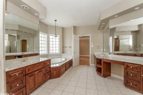 516 Providence Dr, Bryant, AR 72022 photo 24