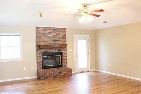 1126 Shadow Ln, Benton, AR 72015 photo 5