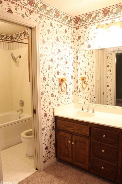 1126 Shadow Ln, Benton, AR 72015 photo 12