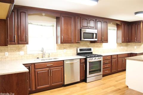 1126 Shadow Ln, Benton, AR 72015 photo 9