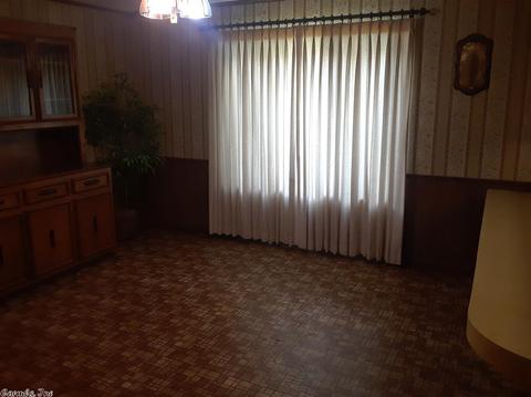 506 Green Meadows Dr, Pine Bluff, AR 71601 photo 10