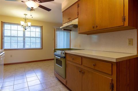 1309 Hillcrest Dr, Conway, AR 72034 photo 10