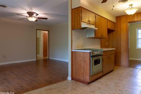 1309 Hillcrest Dr, Conway, AR 72034 photo 12