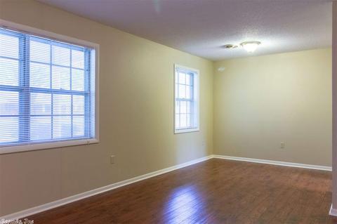 1309 Hillcrest Dr, Conway, AR 72034 photo 6