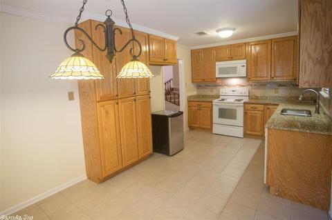 5 Langford Dr, Conway, AR 72032 photo 3