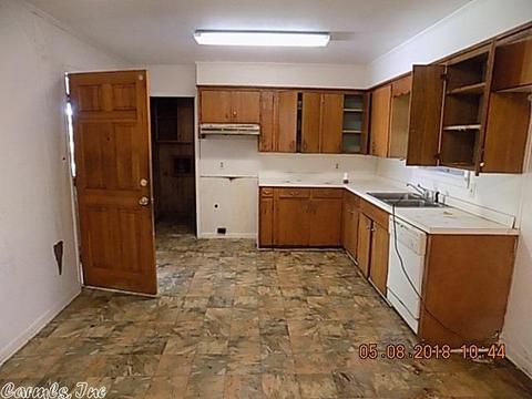 2205 W 37th Ave, Pine Bluff, AR 71603 photo 5
