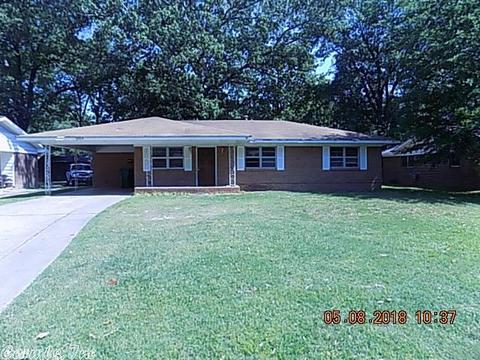 2205 W 37th Ave, Pine Bluff, AR 71603 photo 1