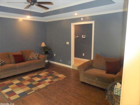 8 Windwood Loop, Conway, AR 72034 photo 3